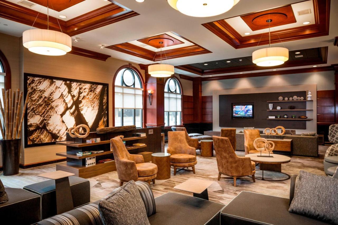 Hotel Courtyard By Marriott Norfolk Downtown Esterno foto