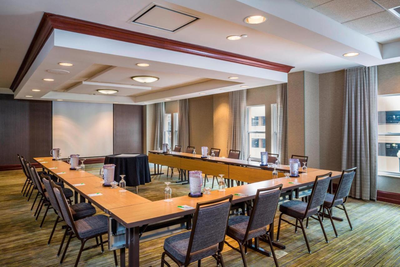 Hotel Courtyard By Marriott Norfolk Downtown Esterno foto