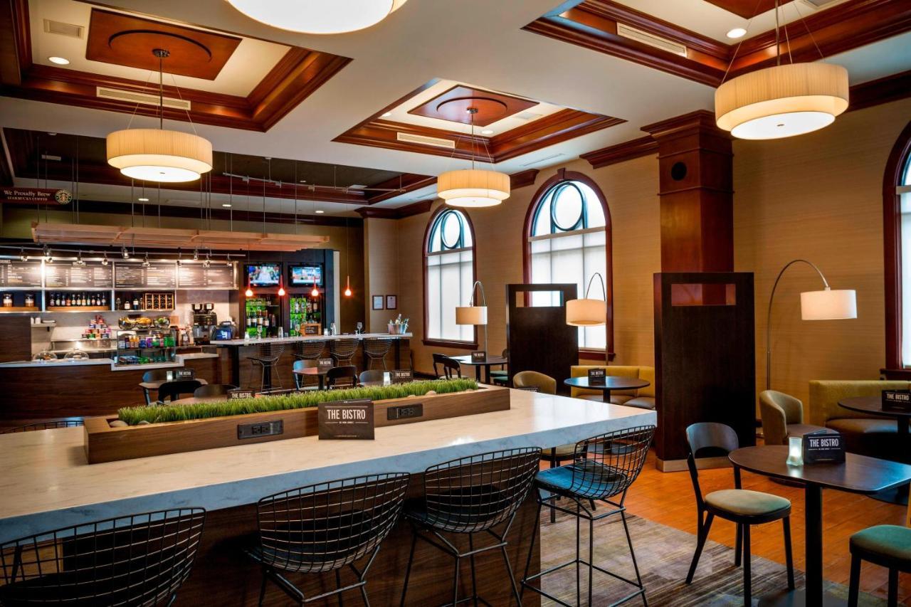Hotel Courtyard By Marriott Norfolk Downtown Esterno foto