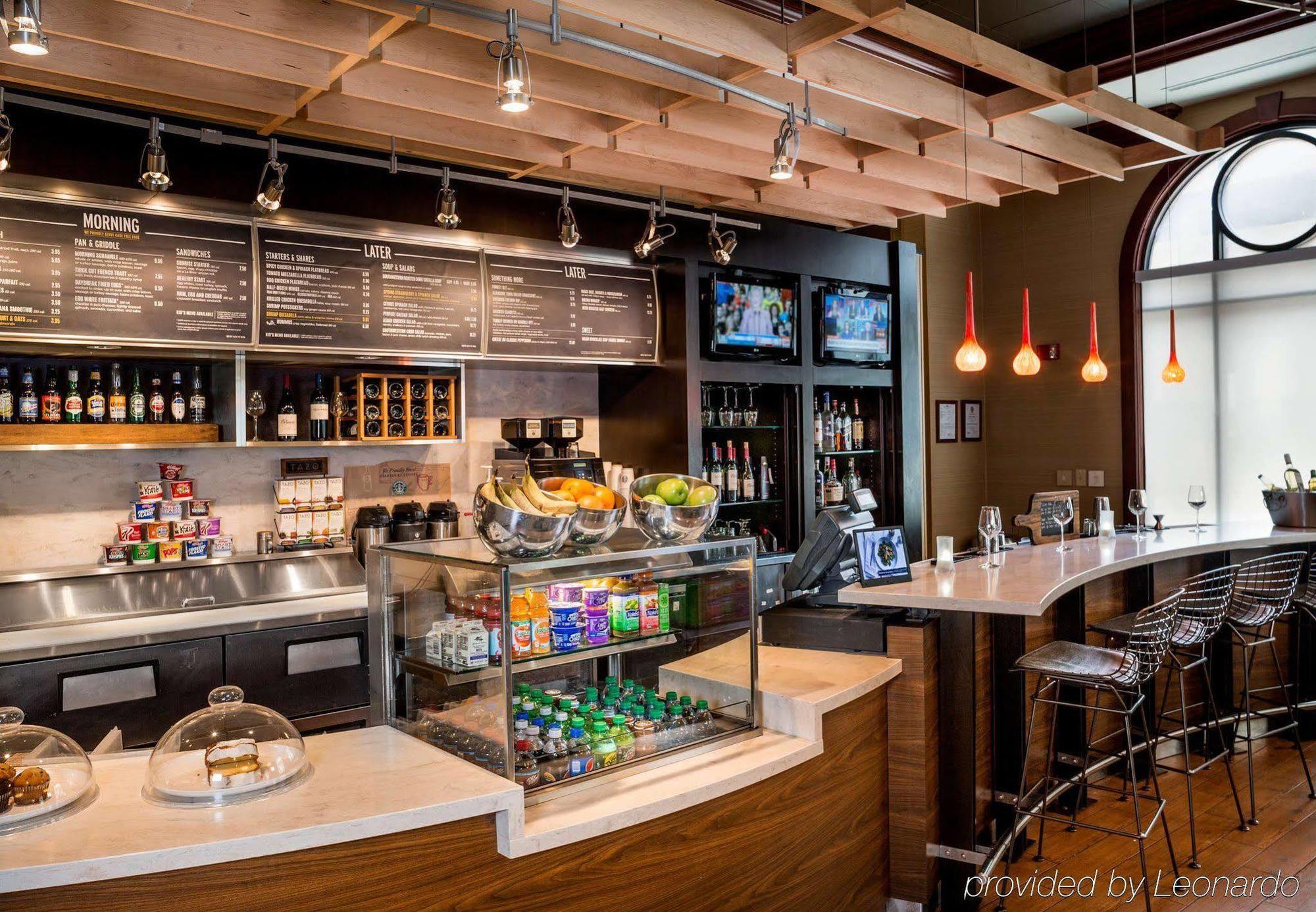 Hotel Courtyard By Marriott Norfolk Downtown Esterno foto