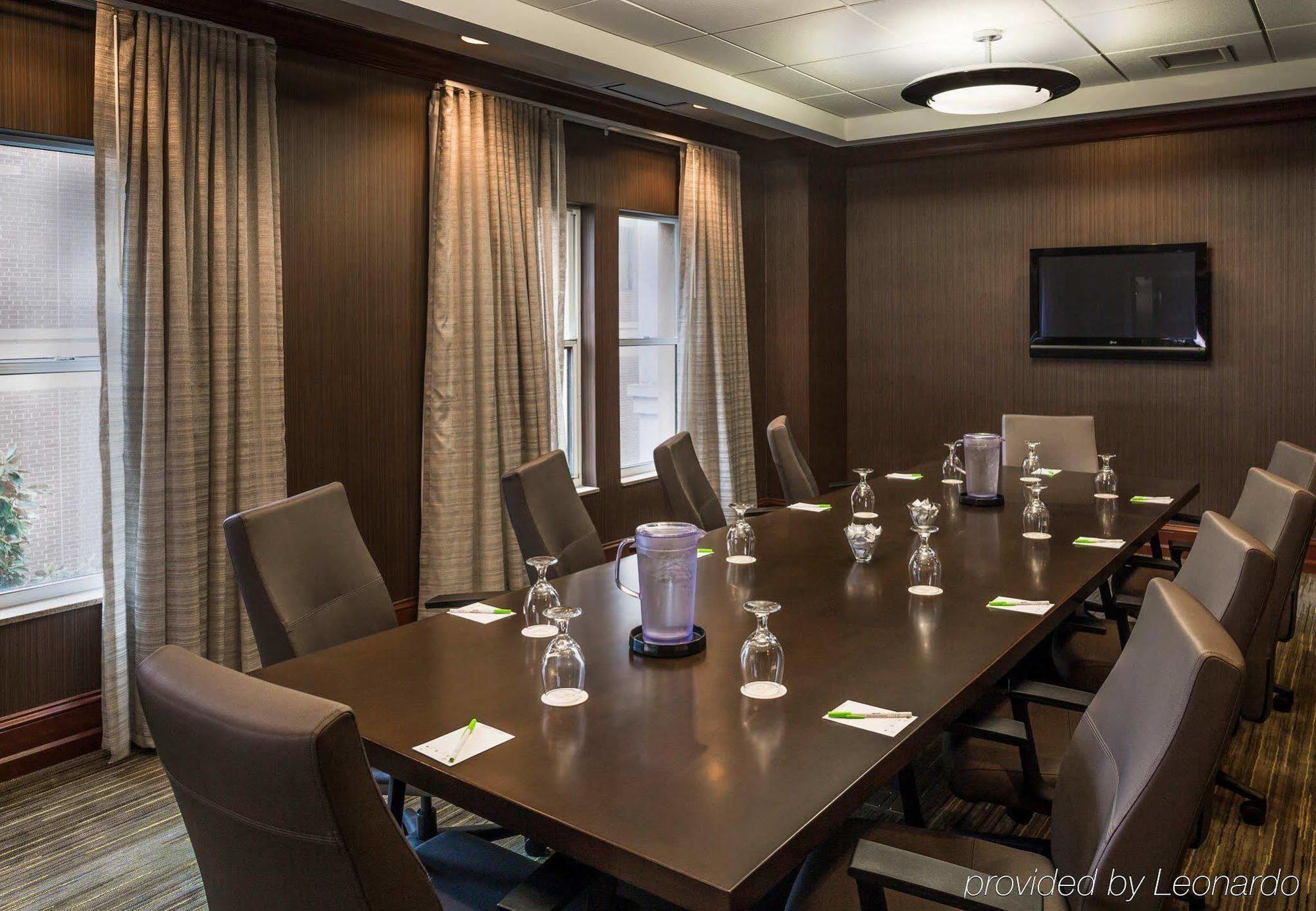 Hotel Courtyard By Marriott Norfolk Downtown Esterno foto